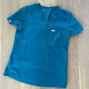 FIGS Catrina Scrub Top